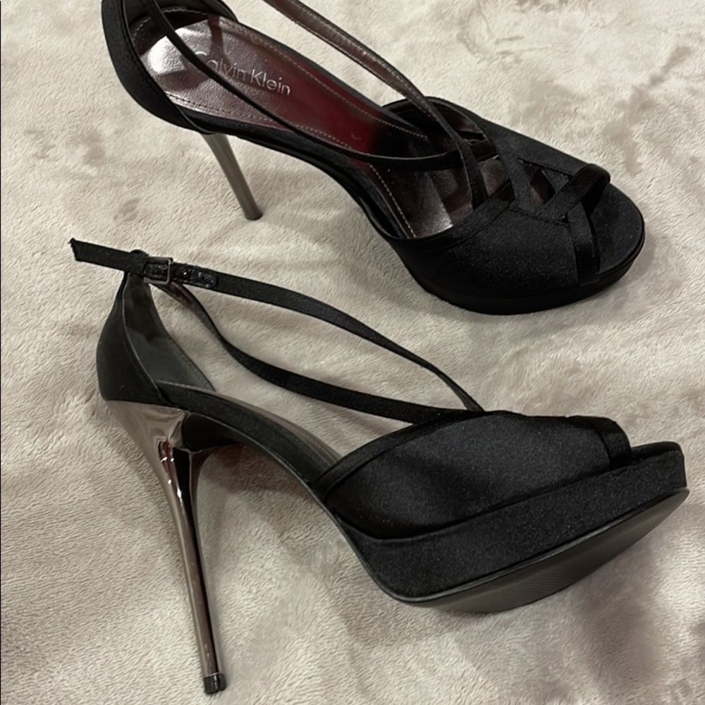 CALVIN KLEIN open toe criss cross stiletto heels